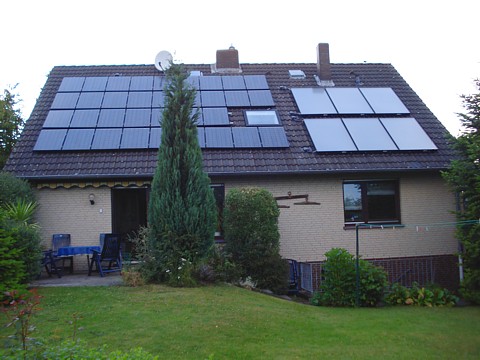 Solarkollektoren mit Photovoltaikanlage